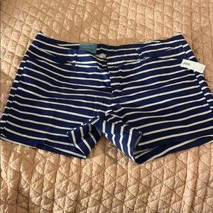 Blue & white striped shorts.